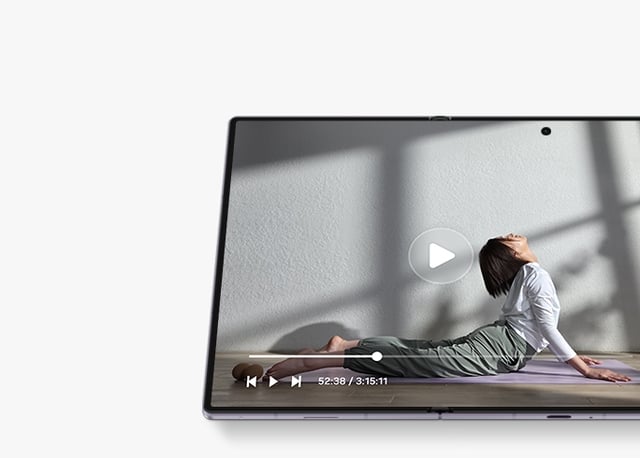 Galaxy Z Fold8 공식 이미지 2